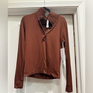 Athleta NWT flurry seamless Henley.